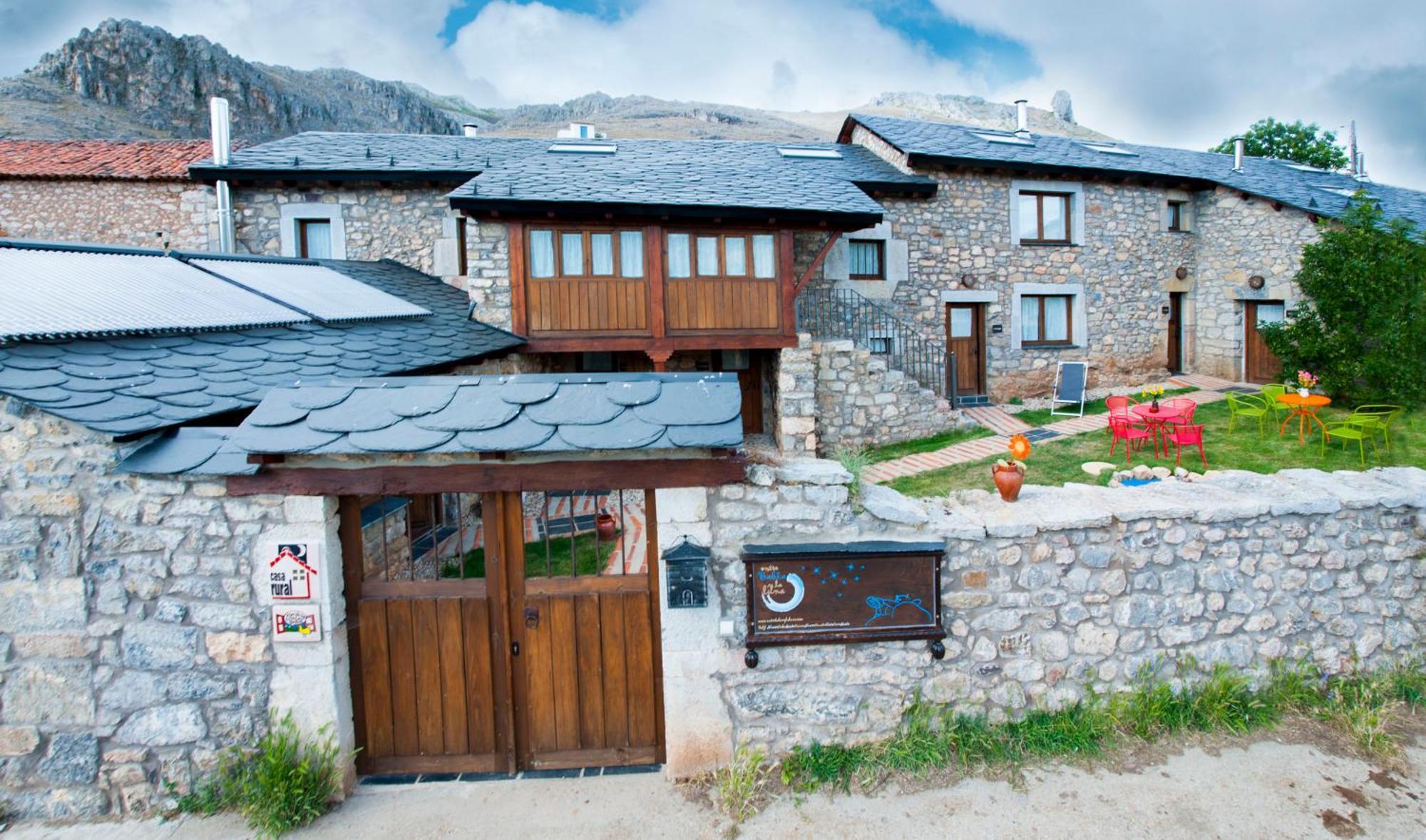 Casas Rurales Entre Babia Y La Luna Villafeliz Εξωτερικό φωτογραφία