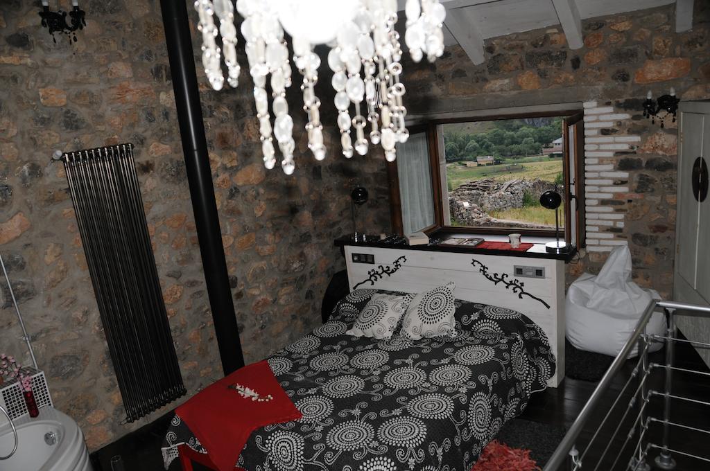 Casas Rurales Entre Babia Y La Luna Villafeliz Εξωτερικό φωτογραφία