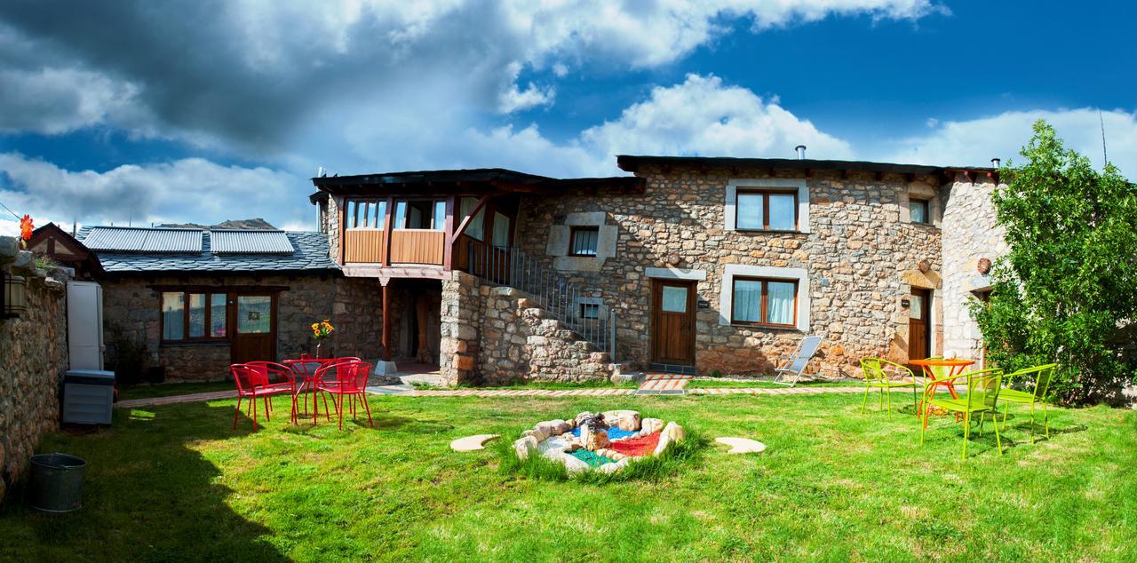 Casas Rurales Entre Babia Y La Luna Villafeliz Εξωτερικό φωτογραφία