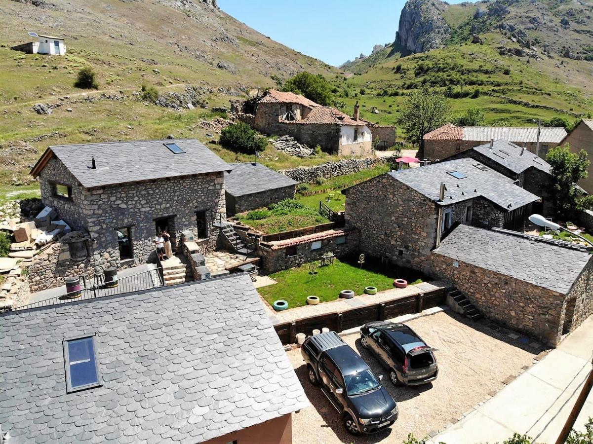 Casas Rurales Entre Babia Y La Luna Villafeliz Εξωτερικό φωτογραφία