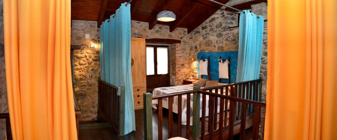 Casas Rurales Entre Babia Y La Luna Villafeliz Εξωτερικό φωτογραφία